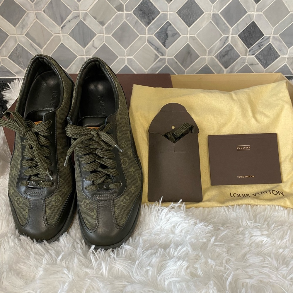 Louis Vuitton Sneakers